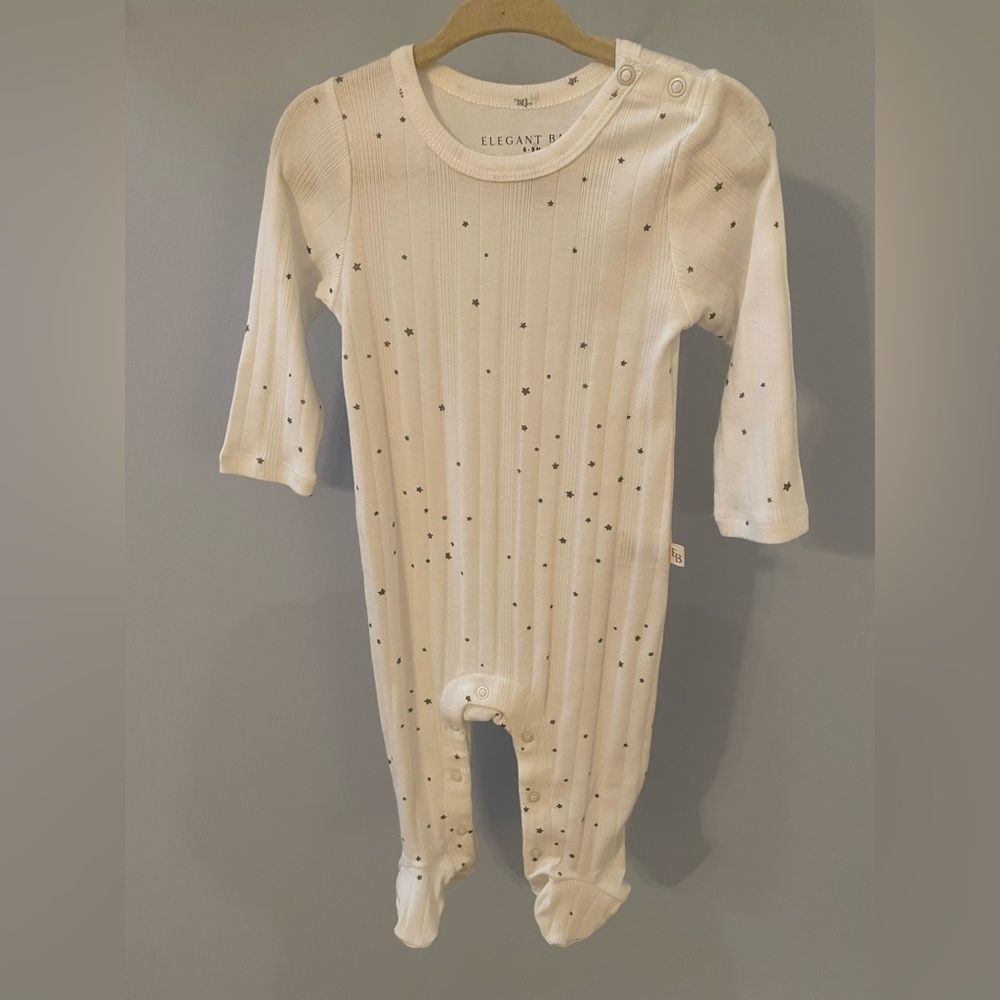 ElegantBaby. super soft cotton footie with snaps.